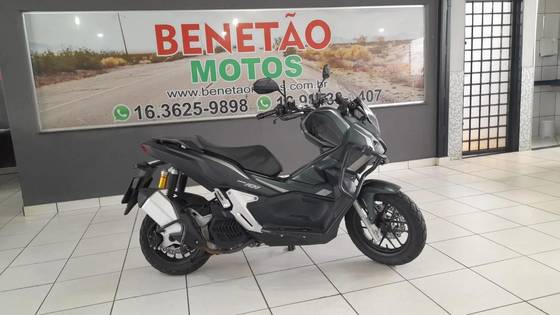 HONDA ADV 